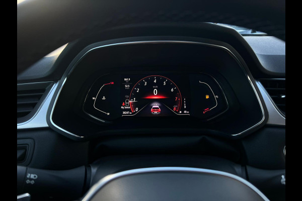 Renault Captur 1.3 TCe 140 EDC Intens NAVI | STOEL-STUUR VERWARMING 360 CAMERA