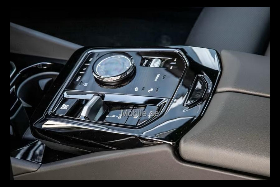 BMW 5 Serie Touring 530e xDrive M-SPORT ** LED, NAVI+, LEDER, 19-inch LMV, ALARM, M-ONDERSTEL ** 1e EIG - UNFALLFREI - € 17.900,= onder NP ** ** INFORMEER OOK NAAR ONZE AANTREKKELIJKE FINANCIAL-LEASE TARIEVEN **