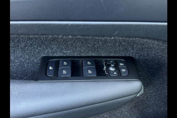 Volvo XC40 1.5 T4 Recharge R-Design Expression NL AUTO | CAMERA | PANO | 5x voorraad