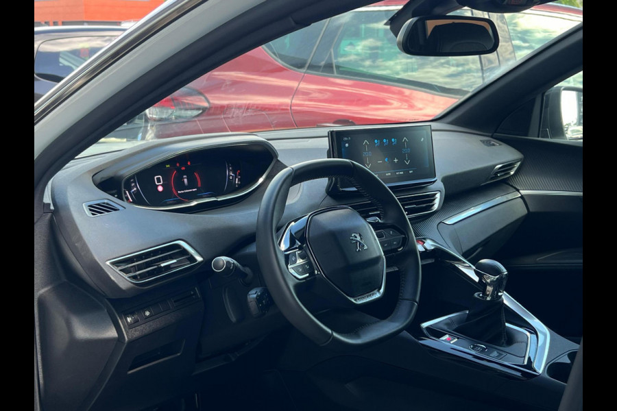 Peugeot 5008 1.2 PureTech Allure 7-PERSOONS | NAVI | 1/2 LEDER