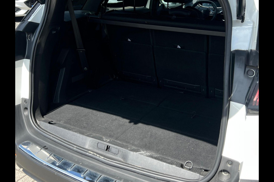 Peugeot 5008 1.2 PureTech Allure 7-PERSOONS | NAVI | 1/2 LEDER