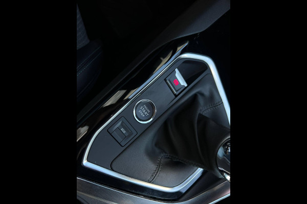 Peugeot 5008 1.2 PureTech Allure 7-PERSOONS | NAVI | 1/2 LEDER