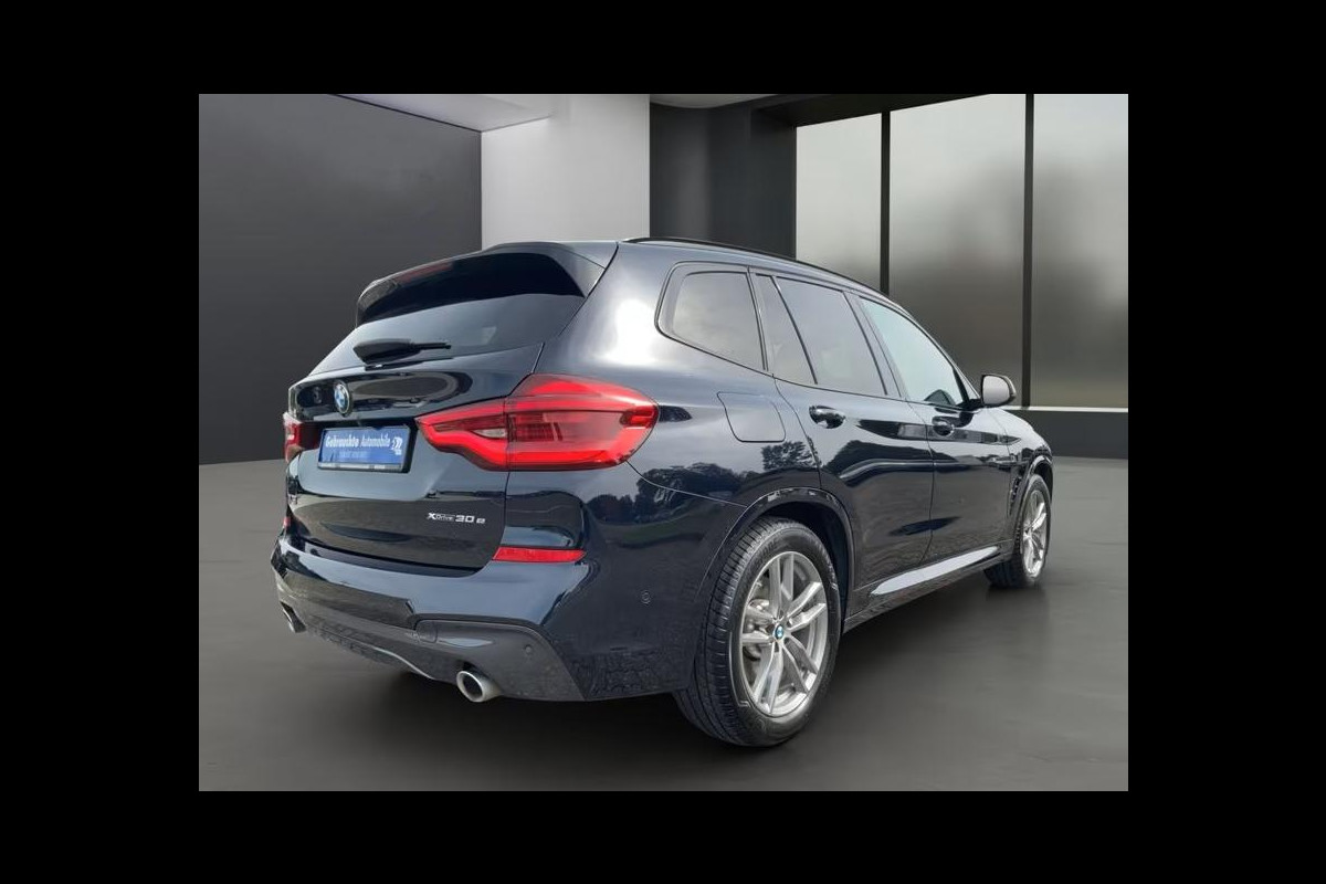 BMW X3 xDrive30e M-SPORT ** LED, NAVI+, PANORAMA, TREKH, KEYLESS, HuD, 19-inch LMV ** 1e EIG - UNFALLFREI - BMW GAR ** ** INFORMEER OOK NAAR ONZE AANTREKKELIJKE FINANCIAL-LEASE TARIEVEN **