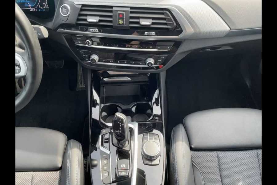 BMW X3 xDrive30e M-SPORT ** LED, NAVI+, PANORAMA, TREKH, KEYLESS, HuD, 19-inch LMV ** 1e EIG - UNFALLFREI - BMW GAR ** ** INFORMEER OOK NAAR ONZE AANTREKKELIJKE FINANCIAL-LEASE TARIEVEN **