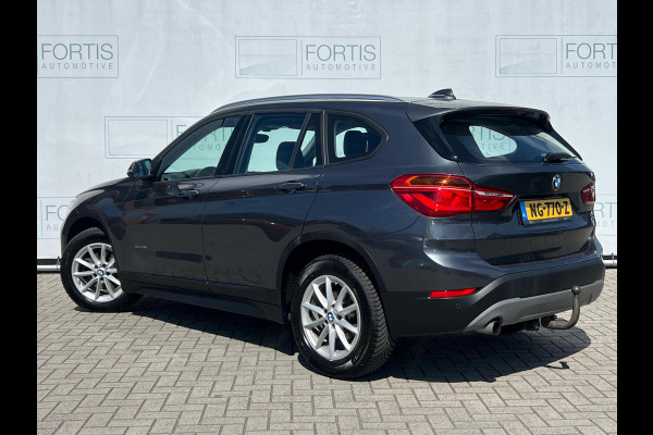 BMW X1 sDrive18i Centennial High Executive NL AUTO | CAMERA | STOELVERW | NAVI | TREKHAAK |