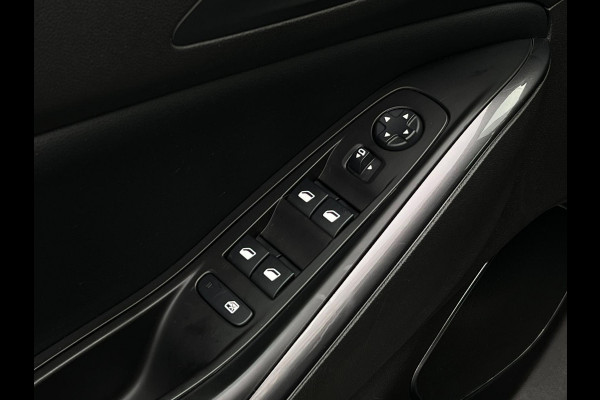 Opel Grandland X 1.6 Turbo Hybrid4 Ultimate NL-AUTO | TREKHAAK | LEDER