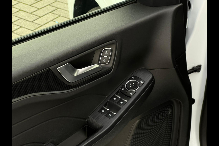 Ford Kuga 2.5 PHEV ST-Line X NL AUTO | ELEKTR KLEP | PANO | STUURWIEL VERW | STOELVERW |