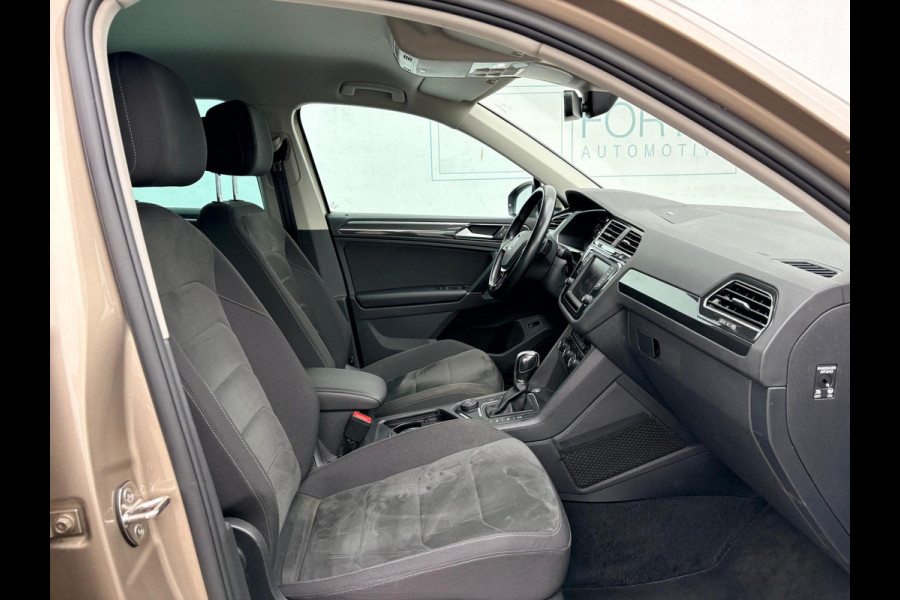 Volkswagen Tiguan 2.0 TSI 4Motion Highline R-LINE ACC | KEYLESS | ELECTR. A-KLEP | 19-inch LMV | TREKHAAK