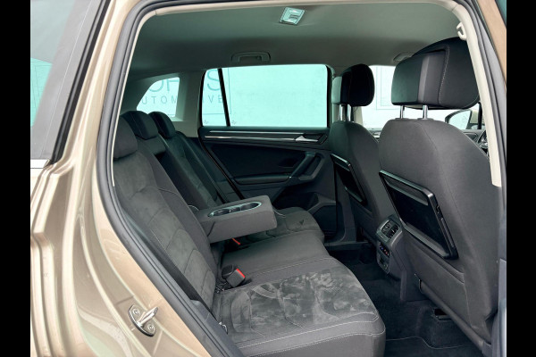 Volkswagen Tiguan 2.0 TSI 4Motion Highline R-LINE ACC | KEYLESS | ELECTR. A-KLEP | 19-inch LMV | TREKHAAK