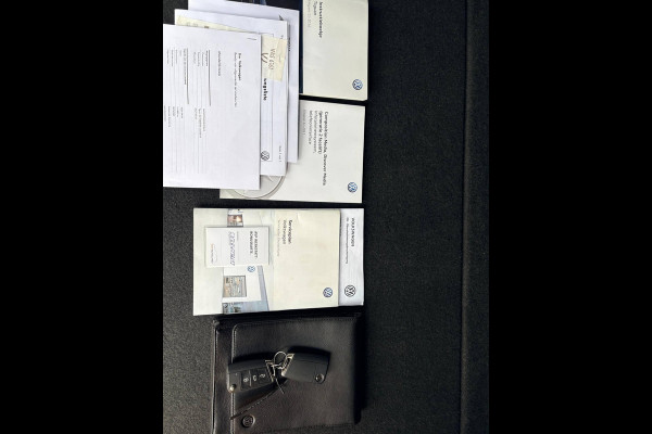 Volkswagen Tiguan 2.0 TSI 4Motion Highline R-LINE ACC | KEYLESS | ELECTR. A-KLEP | 19-inch LMV | TREKHAAK