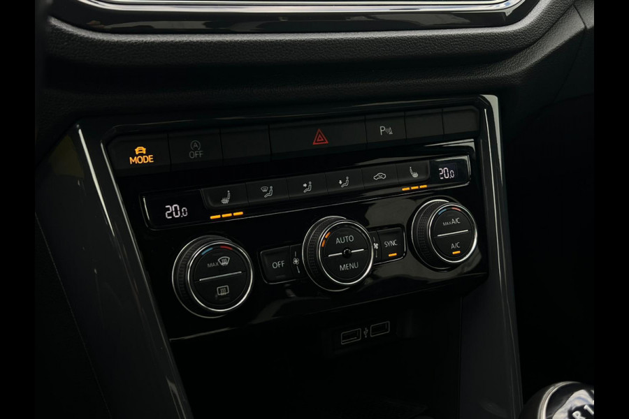 Volkswagen T-Roc 1.5 TSI Sport Business R CAMERA | TREKHAAK | NETTE AUTO | VIRTUAL COCKPIT |