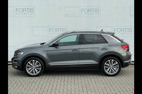 Volkswagen T-Roc 1.5 TSI Sport Business R CAMERA | TREKHAAK | NETTE AUTO | VIRTUAL COCKPIT |