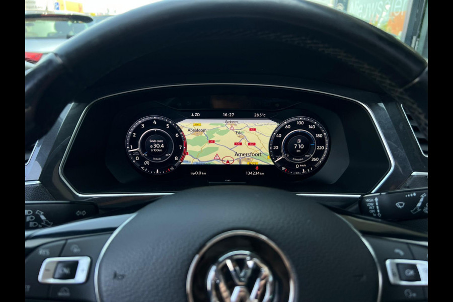 Volkswagen Tiguan 1.4 TSI ACT Comfortline Business R PANO | LEDER | VIRTUAL COCKPIT |
