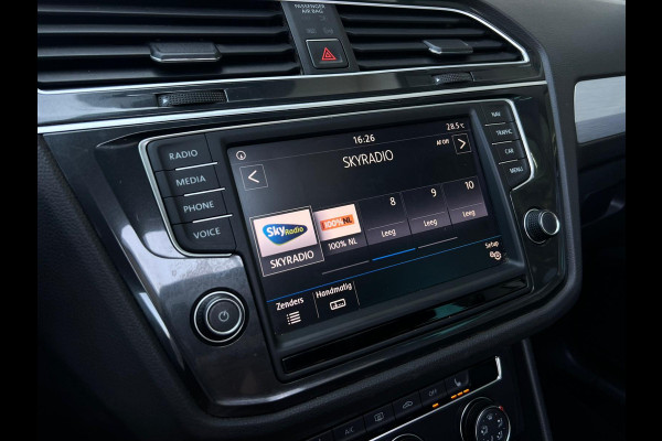 Volkswagen Tiguan 1.4 TSI ACT Comfortline Business R PANO | LEDER | VIRTUAL COCKPIT |