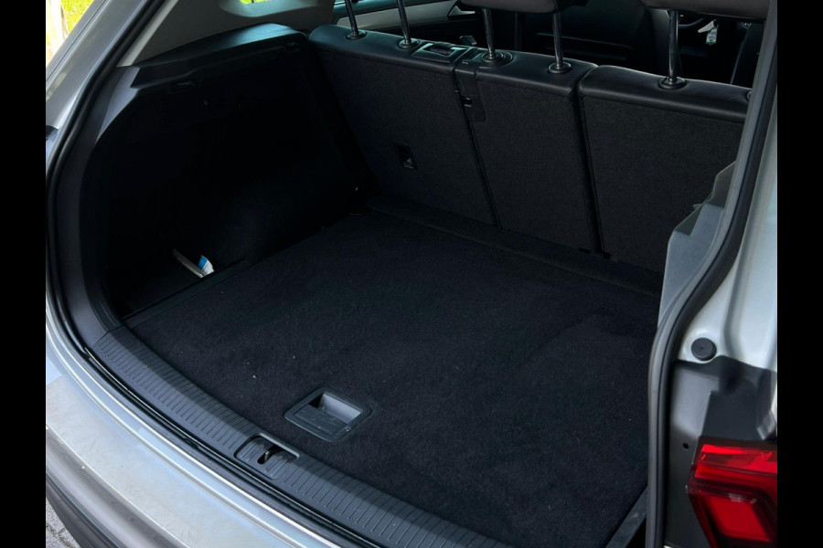 Volkswagen Tiguan 1.4 TSI ACT Comfortline Business R PANO | LEDER | VIRTUAL COCKPIT |