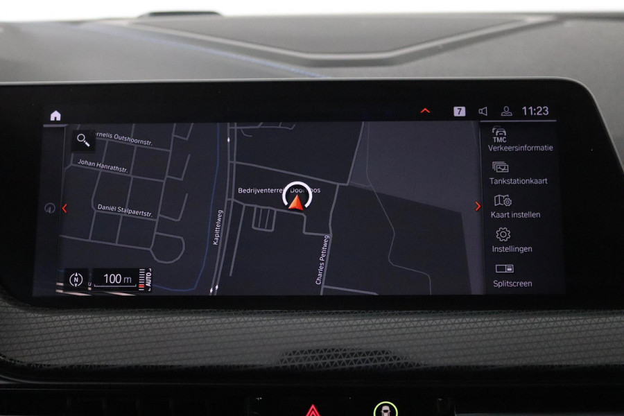 BMW 1-serie 118i Executive Edition M-Sport (M-PAKKET, ADAPTIVE CRUISE, CAMERA, CARPLAY, DEALER ONDERHOUDEN)