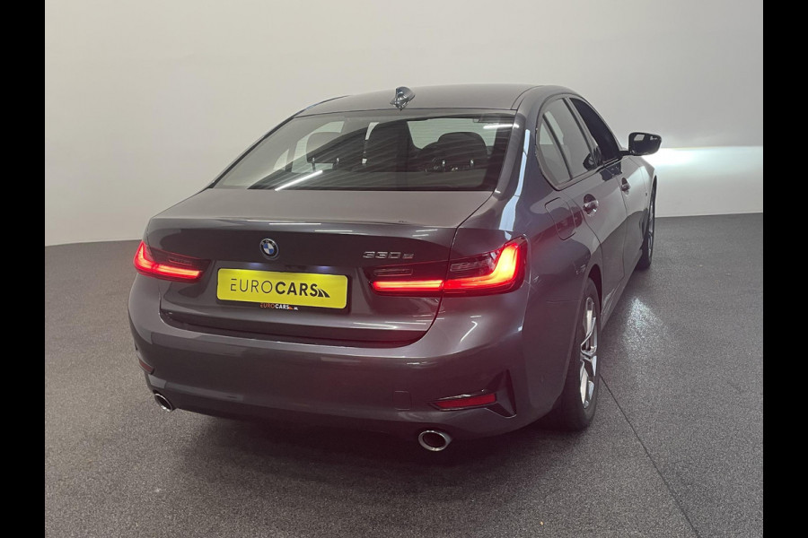 BMW 3-serie 330e Sport Line 292 pk Aut Airco ECC Cruise Control Stoelverwarming Live Cockpit Pro PDC VA + Camera Full LED