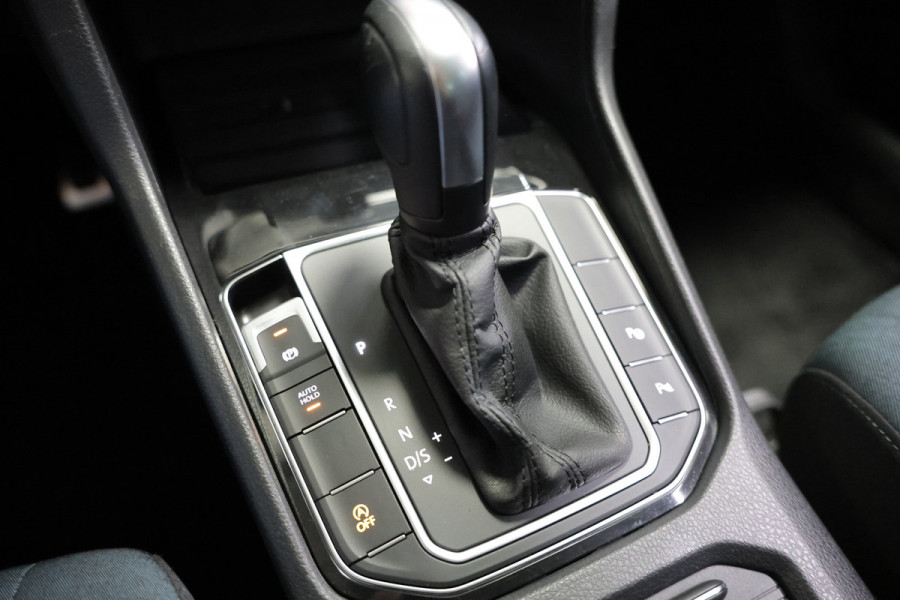 Volkswagen Golf Sportsvan 1.5 TSI ACT DSG Highline IQ-Drive ACC CARPLAY STOELVW '19