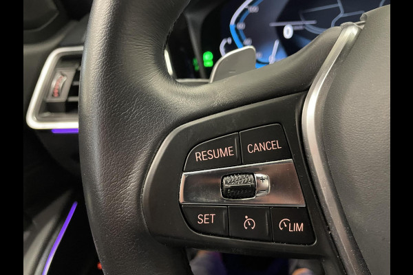 BMW 3-serie 330e Sport Line 292 pk Aut Airco ECC Cruise Control Stoelverwarming Live Cockpit Pro PDC VA + Camera Full LED