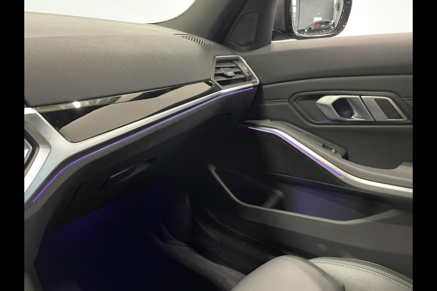 BMW 3-serie 330e Sport Line 292 pk Aut Airco ECC Cruise Control Stoelverwarming Live Cockpit Pro PDC VA + Camera Full LED