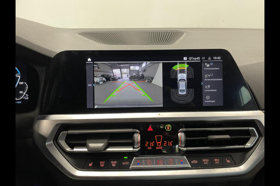 BMW 3-serie 330e Sport Line 292 pk Aut Airco ECC Cruise Control Stoelverwarming Live Cockpit Pro PDC VA + Camera Full LED