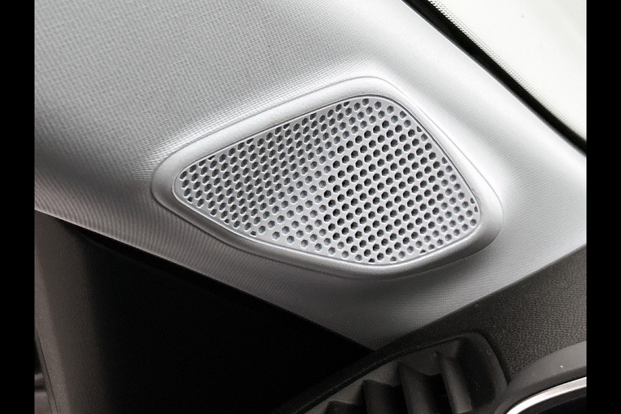 Peugeot 208 1.5 HDi Blue Allure / Navigatie / Pdc.+Camera / Airco-ecc./ Radio-multimedia / / Apk nieuw