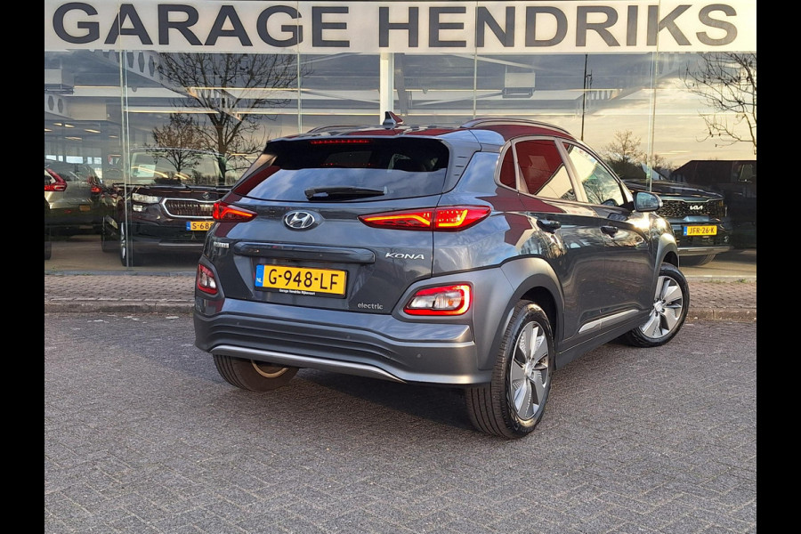 Hyundai Kona EV Premium 64 kWh | SOH: 95,4% | Leder | LED | Adaptive CC | Camera | occasion