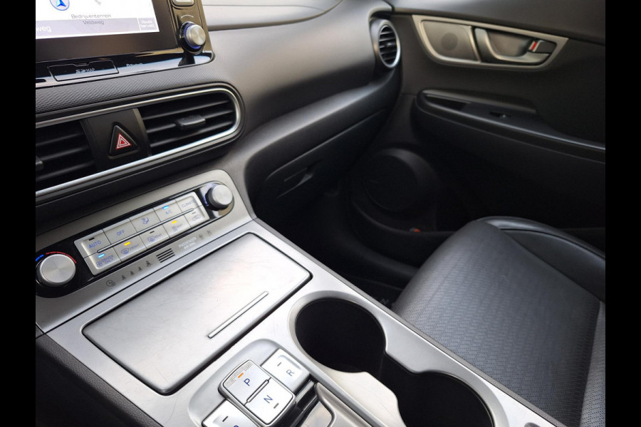 Hyundai Kona EV Premium 64 kWh | SOH: 95,4% | Leder | LED | Adaptive CC | Camera | occasion