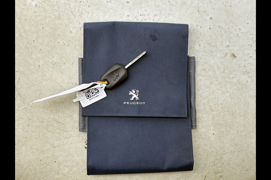 Peugeot 208 1.5 HDi 103PK Blue Active / 5Drs / Airco / Navigatie / Lm.velgen / Pdc / Apk nieuw