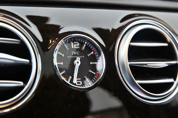 Mercedes-Benz S-Klasse 650 Maybach | Chauffeur | Entertainment | Pano