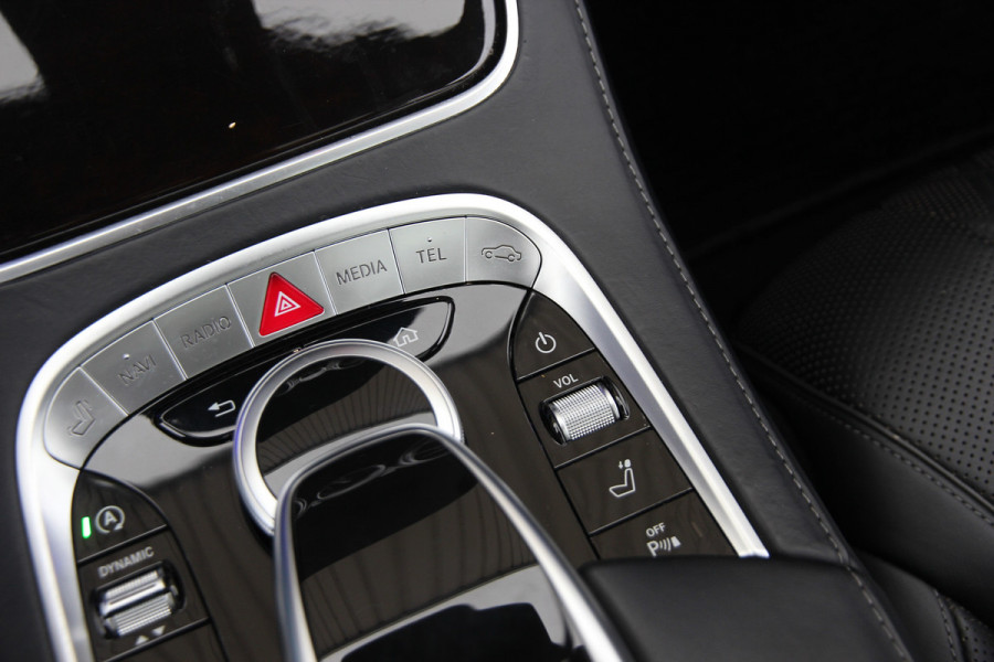 Mercedes-Benz S-Klasse 650 Maybach | Chauffeur | Entertainment | Pano