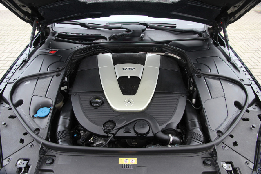 Mercedes-Benz S-Klasse 650 Maybach | Chauffeur | Entertainment | Pano