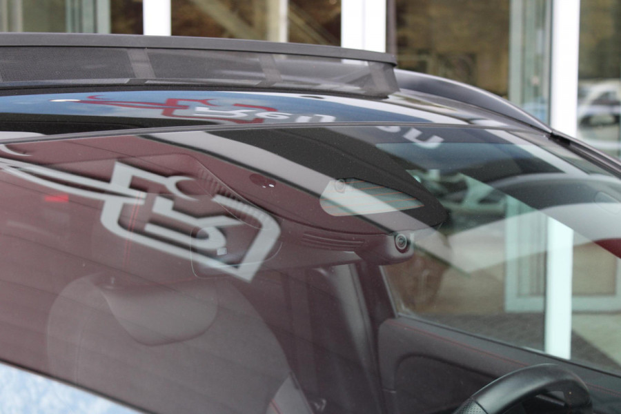 Mercedes-Benz GLA 250 e AMG LINE "NIEUW MODEL!" | PANORAMISCH SCHUIF/KANTEL DAK | ELEKTRISCH BEDIENBARE VOORSTOELEN MET GEHEUGENFUNCTIE EN "ZITKINEMATICA" | DRAADLOZE APPLE CARPLAY/ANDROID AUTO | NIGHT PAKKET: DAKRELING ZWART, ZIJRUITEN EN ACHTERRUITEN ZWART, LICHTMETALEN VELGEN 19" ZWART | HEAD UP DISPLAY | REALITY-NAVIGATIE  | 360° CAMERA | MULTI BEAM LED KOPLAMPEN | DODEHOEK DETECTIE | ADAPTIVE CRUISE CONTROL | KEYLESS GO | SFEER VERLICHTING | ELEKTRISCH BEDIENBARE ACHTERKLEP | DRAADLOZE TELEFOONLADER |