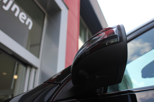 Mercedes-Benz GLA 250 e AMG LINE "NIEUW MODEL!" | PANORAMISCH SCHUIF/KANTEL DAK | ELEKTRISCH BEDIENBARE VOORSTOELEN MET GEHEUGENFUNCTIE EN "ZITKINEMATICA" | DRAADLOZE APPLE CARPLAY/ANDROID AUTO | NIGHT PAKKET: DAKRELING ZWART, ZIJRUITEN EN ACHTERRUITEN ZWART, LICHTMETALEN VELGEN 19" ZWART | HEAD UP DISPLAY | REALITY-NAVIGATIE  | 360° CAMERA | MULTI BEAM LED KOPLAMPEN | DODEHOEK DETECTIE | ADAPTIVE CRUISE CONTROL | KEYLESS GO | SFEER VERLICHTING | ELEKTRISCH BEDIENBARE ACHTERKLEP | DRAADLOZE TELEFOONLADER |