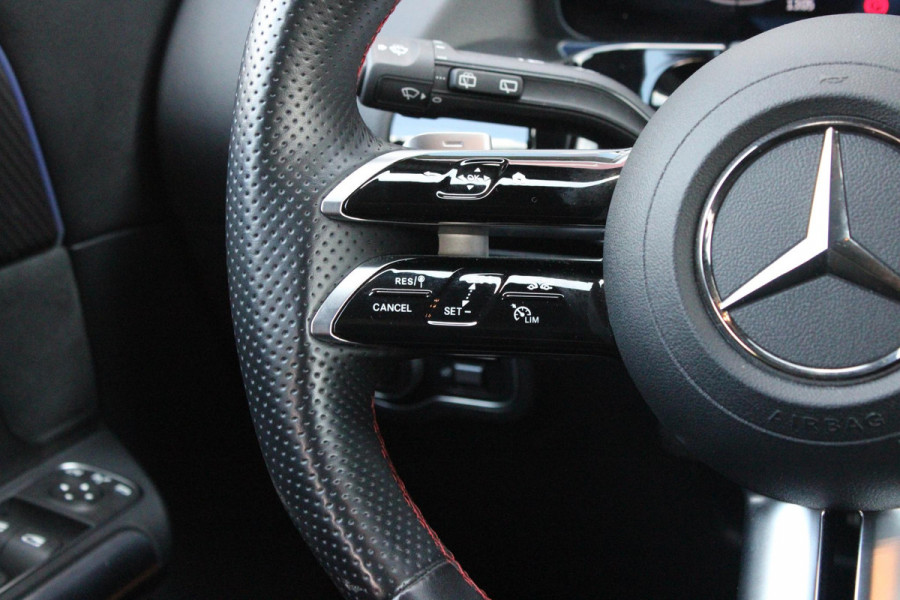 Mercedes-Benz GLA 250 e AMG LINE "NIEUW MODEL!" | PANORAMISCH SCHUIF/KANTEL DAK | ELEKTRISCH BEDIENBARE VOORSTOELEN MET GEHEUGENFUNCTIE EN "ZITKINEMATICA" | DRAADLOZE APPLE CARPLAY/ANDROID AUTO | NIGHT PAKKET: DAKRELING ZWART, ZIJRUITEN EN ACHTERRUITEN ZWART, LICHTMETALEN VELGEN 19" ZWART | HEAD UP DISPLAY | REALITY-NAVIGATIE  | 360° CAMERA | MULTI BEAM LED KOPLAMPEN | DODEHOEK DETECTIE | ADAPTIVE CRUISE CONTROL | KEYLESS GO | SFEER VERLICHTING | ELEKTRISCH BEDIENBARE ACHTERKLEP | DRAADLOZE TELEFOONLADER |