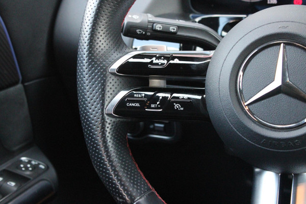 Mercedes-Benz GLA 250 e AMG LINE "NIEUW MODEL!" | PANORAMISCH SCHUIF/KANTEL DAK | ELEKTRISCH BEDIENBARE VOORSTOELEN MET GEHEUGENFUNCTIE EN "ZITKINEMATICA" | DRAADLOZE APPLE CARPLAY/ANDROID AUTO | NIGHT PAKKET: DAKRELING ZWART, ZIJRUITEN EN ACHTERRUITEN ZWART, LICHTMETALEN VELGEN 19" ZWART | HEAD UP DISPLAY | REALITY-NAVIGATIE  | 360° CAMERA | MULTI BEAM LED KOPLAMPEN | DODEHOEK DETECTIE | ADAPTIVE CRUISE CONTROL | KEYLESS GO | SFEER VERLICHTING | ELEKTRISCH BEDIENBARE ACHTERKLEP | DRAADLOZE TELEFOONLADER |