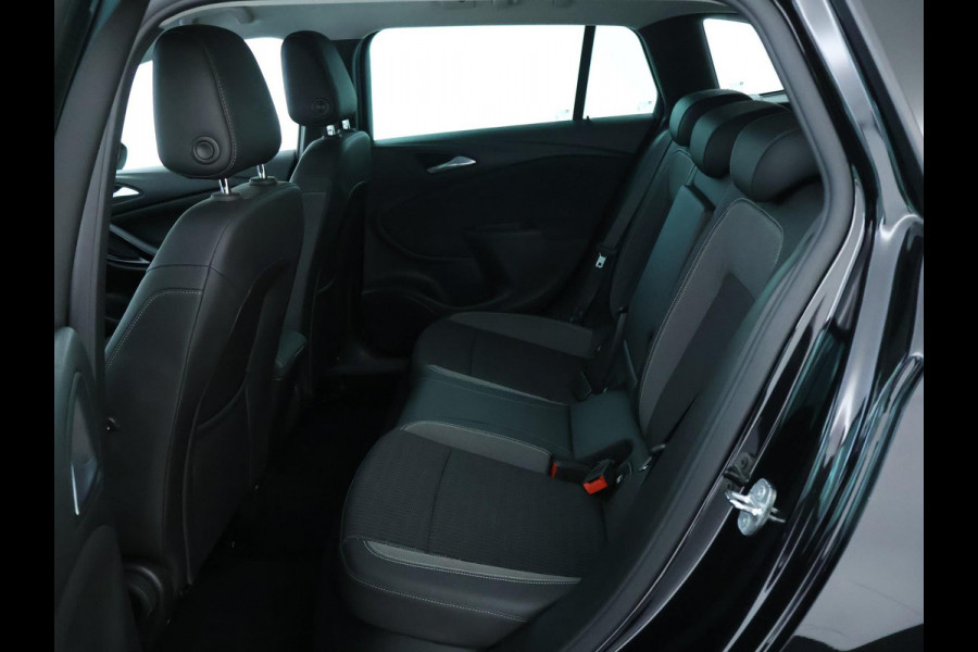 Opel Astra Sports Tourer 1.2 Business Elegance 146PK | CarPlay | Camera