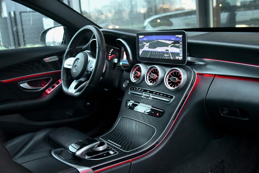 Mercedes-Benz C-Klasse 200 AMG Night ed. Pano, ACC, Keyless, Leder, Camera, Sfeer, Dodeh, CarPlay!