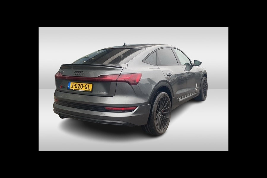 Audi e-tron Sportback 50 quattro S edition 71 kWh / SOH 94,4% / Trekhaak / Panoramadak / Camera / Luchtvering / 20'' / Leder&Alcantara / DAB / ACC / Navigatie / Stoelverwarming