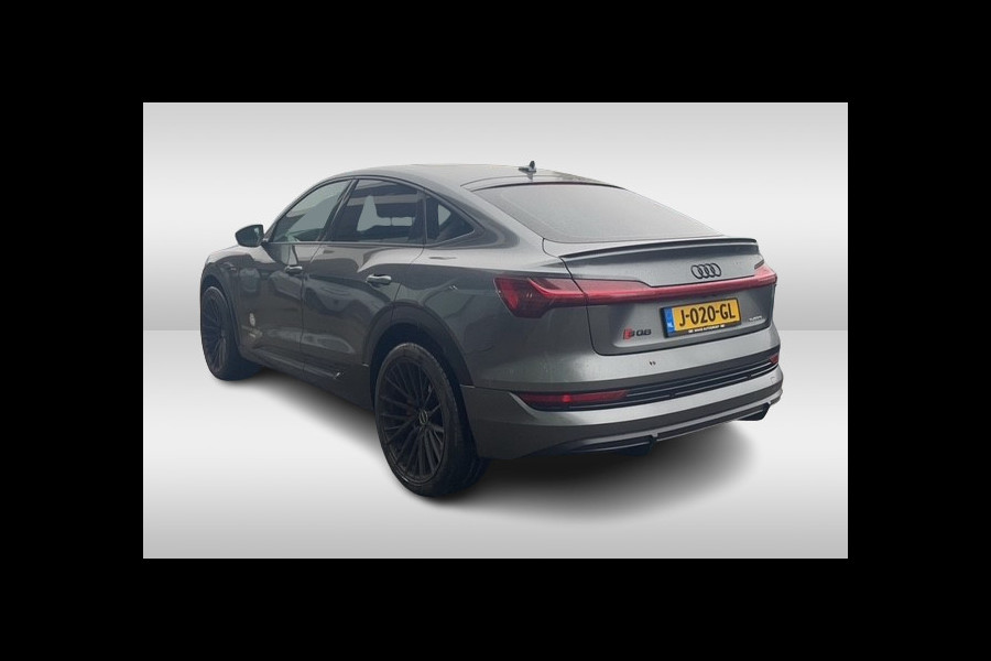 Audi e-tron Sportback 50 quattro S edition 71 kWh / SOH 94,4% / Trekhaak / Panoramadak / Camera / Luchtvering / 20'' / Leder&Alcantara / DAB / ACC / Navigatie / Stoelverwarming