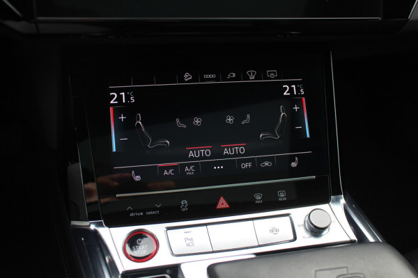 Audi e-tron Sportback 50 quattro S edition 71 kWh / SOH 94,4% / Trekhaak / Panoramadak / Camera / Luchtvering / 20'' / Leder&Alcantara / DAB / ACC / Navigatie / Stoelverwarming