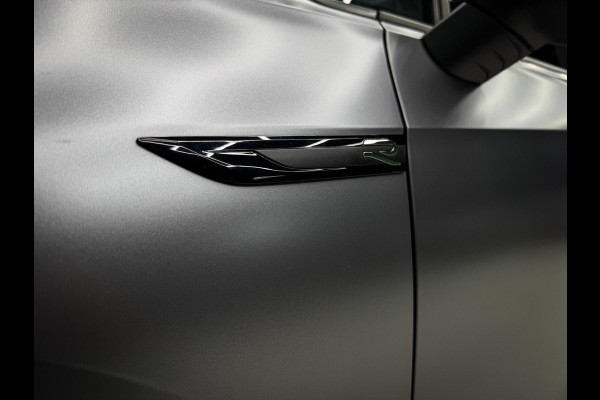 Volkswagen Golf 2.0 TSI R 4Motion H/K | Head-up | IQ | Pano