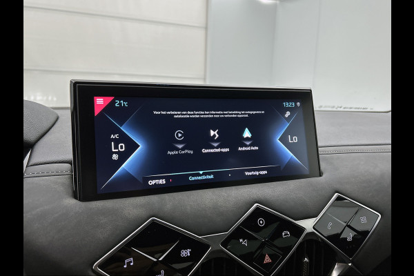 DS DS 3 Crossback E-Tense Executive 50 kWh / 100% Elektrisch / 100% Stijlvol / Cruise ctr. / Lm velg. / Airco-ecc / Navigatie / DAB / Privacy Glass / Achteruitrijcamera met 180° Vision + parkeersensoren vóór en achter / Apk 05-2027