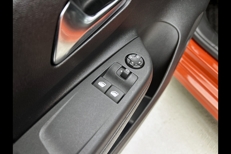 Opel CORSA-E Level 3 Edition 100KW / 50 kWh SOH 97% / Airco-Ecc. / Cruise-ctr. / Navigatie via Usb / 100% Elektrisch, 100% Stijlvol  / Apk 09-2027