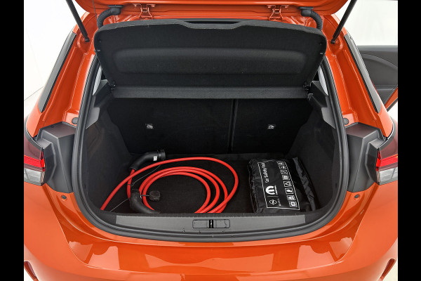 Opel CORSA-E Level 3 Edition 100KW / 50 kWh SOH 97% / Airco-Ecc. / Cruise-ctr. / Navigatie via Usb / 100% Elektrisch, 100% Stijlvol  / Apk 09-2027