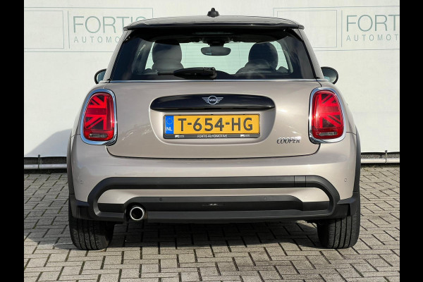 MINI Cooper Mini 1.5 Camden Edition NL AUTO | CARPLAY | DEALER ONDERH | UNION JACK