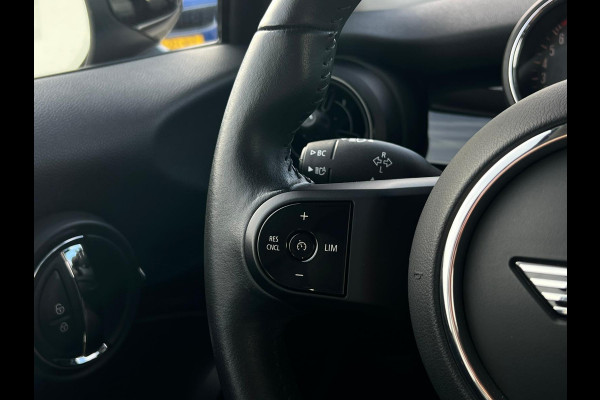 MINI Cooper Mini 1.5 Camden Edition NL AUTO | CARPLAY | DEALER ONDERH | UNION JACK