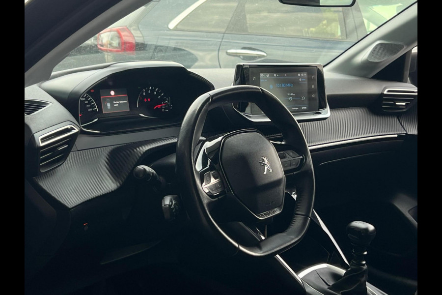 Peugeot 208 1.2 PureTech Allure Pack RIEM V.V | CARPLAY | AFN. TREKHAAK | APK T/M 27
