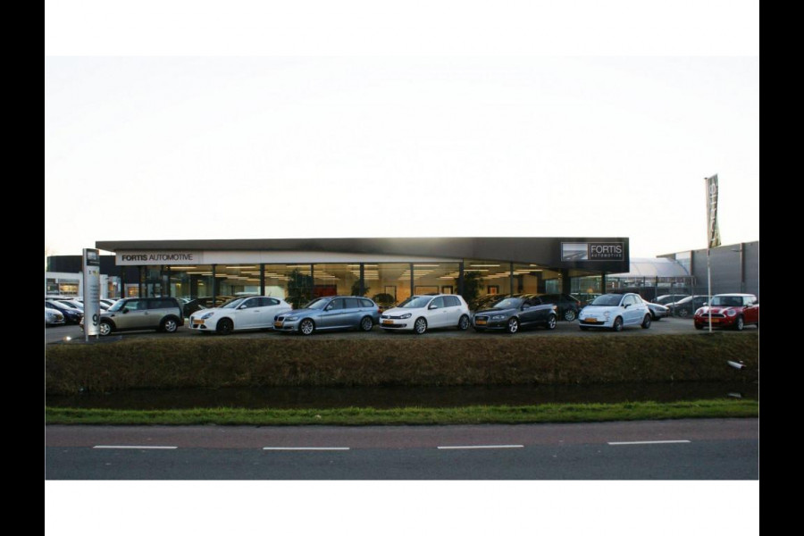 Citroën C3 1.2 PureTech C-Series NAVI | 1/2 LEDER | AUTOMAAT