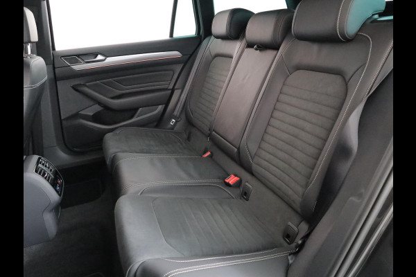 Volkswagen Passat Variant 1.4 TSI PHEV GTE Business 218 pk Automaat (DSG) | Navigatie | Parkeersensoren (Park assist) | Achteruitrijcamera | Stoelverwarming | Matrix LED koplampen |